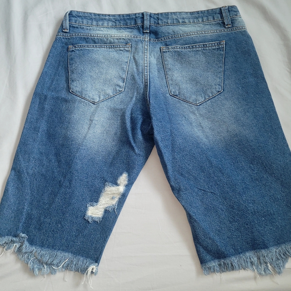 Denim - Picture 2 of 4